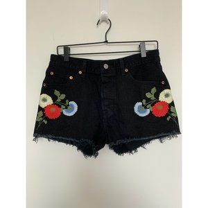 Levi Women Black Denim Shorts w/ Floral Embroidery